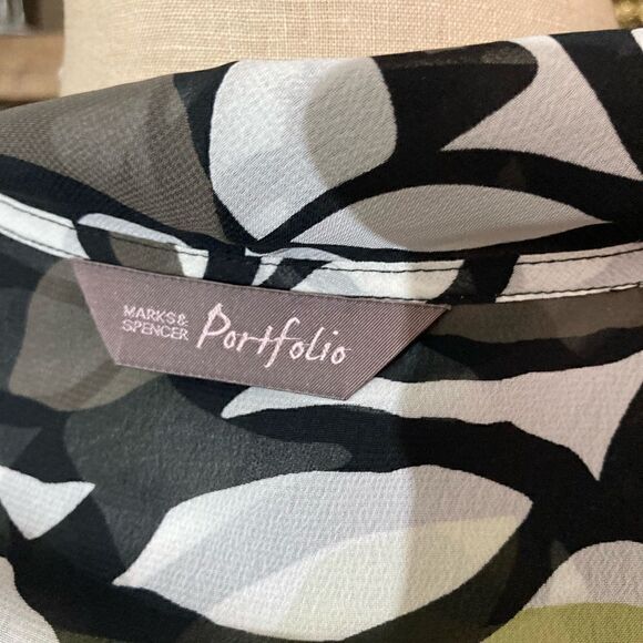 MARKS & SPENCER TOP.  / UK SIZE 12 - US SIZE 10. TERRIFIC CONDITION - Picture 2 of 10